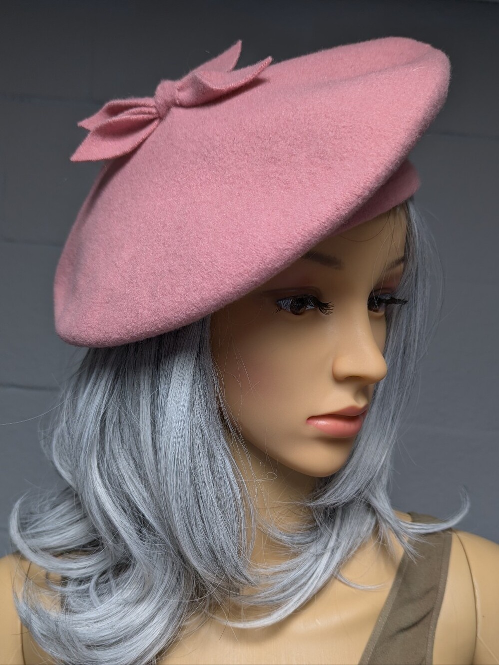 Wool Pink Beret Barney's New York Made In Canada Accent Bow